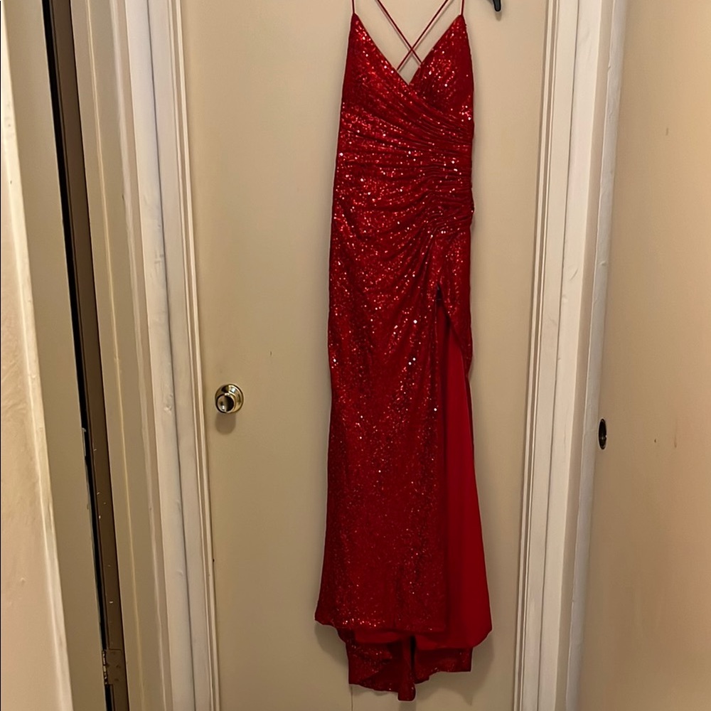 Elegant Red Sequin Evening Dress